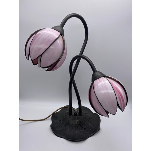 353 - REPRODUCTION LILY PAD TWIN HEADED TABLE LAMP WITH PINK GLASS PETALS