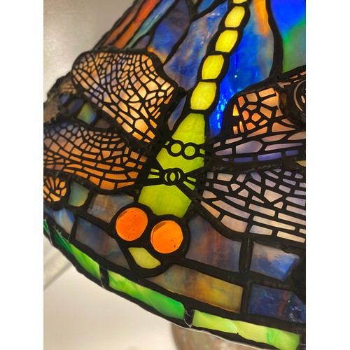 354 - TIFFANY STYLE STAINED AND BRONZE GLASS DRAGONFLY TABLE LAMP