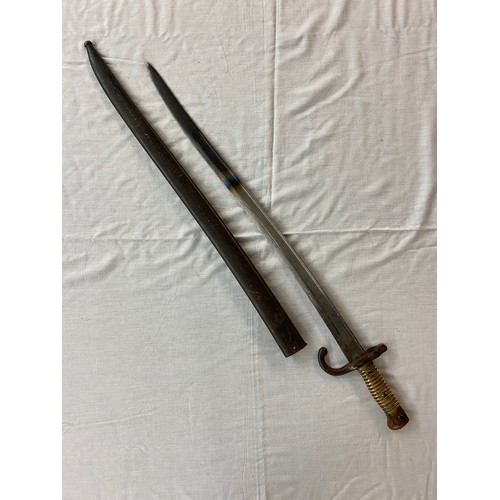 402 - 19TH CENTURY BAYONET WITH FULLERED SHAPED BLADE BY CHRISTOPHLE 71CM OVERALL