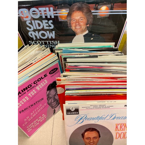 300A - SELECTION OF MAINLY 1950S AND 60S VINYL 45 RPM RECORDS PAUL ROBESON, KEN DODD, NAT KING COLE, CLASSI... 