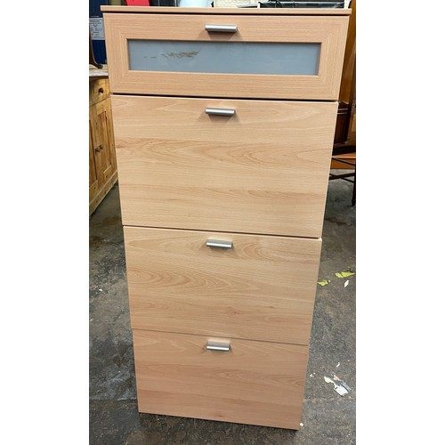 72 - TWO BEECH EFFECT FOUR AND TWO DRAWER CHESTS