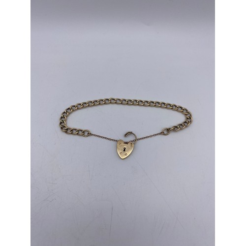 527 - 9CT GOLD BELCHER LINK BRACELET WITH HEART PADLOCK FASTENER AND SAFETY CHAIN 6.2G APPROX