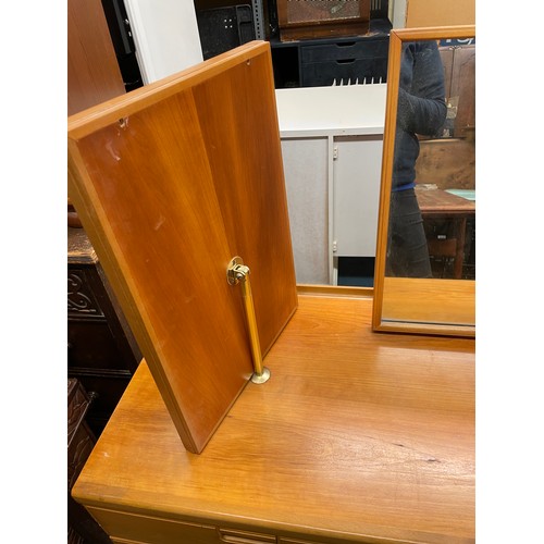 33 - 1970S TRIPLE MIRROR DRESSING TABLE WITH STOOL