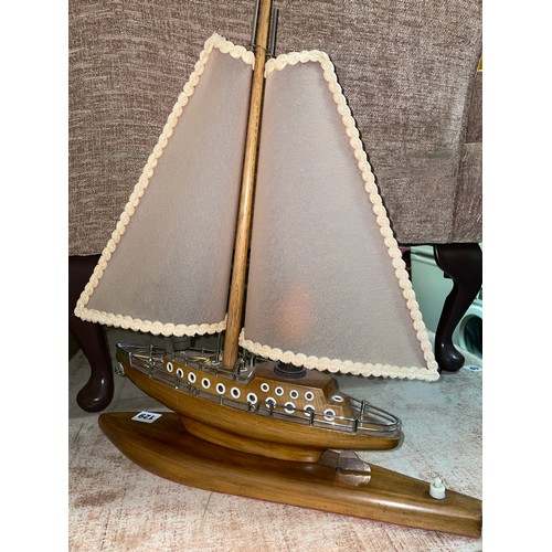 129 - WOODEN TWIN SAIL BOAT TABLE LAMP