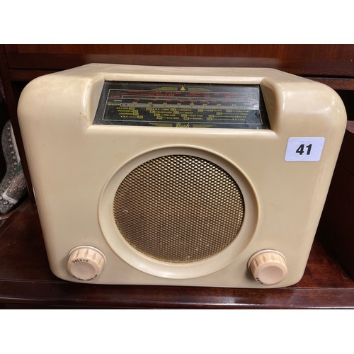 41 - CREAM BAKELITE CASE BUSH RADIO