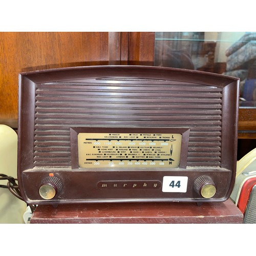 44 - BROWN PLASTIC CASED MURPHY RADIO