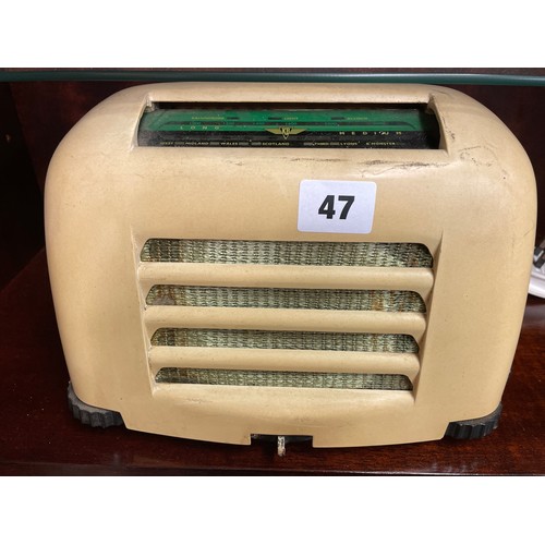 47 - KB CREAM CASED MAINS RADIO