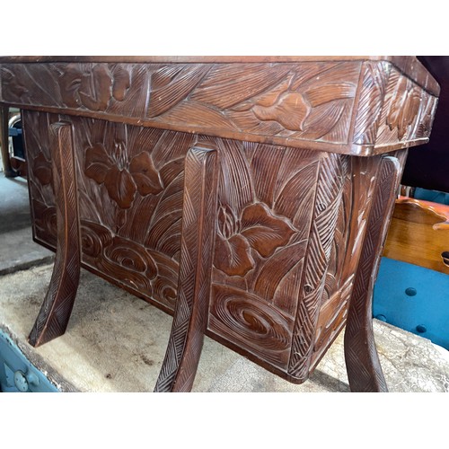 184 - CARVED WOODEN STORAGE BOX ON REMOVABLE LEGS