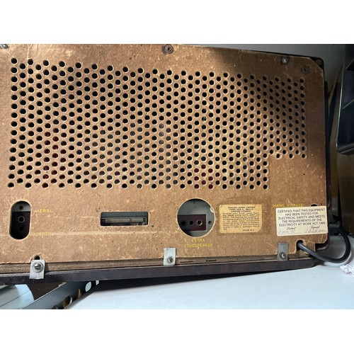 66 - BROWN BAKELITE CASED PHILLIPS MAINS RADIO RECEIVER