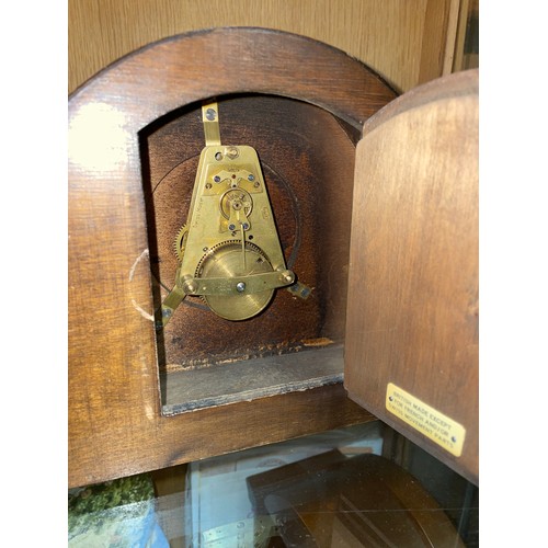 311 - OAK ARCHED CASED MANTLE CLOCK