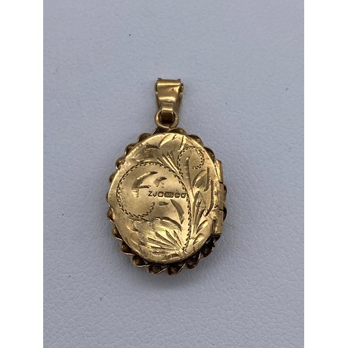 550 - 9CT GOLD OVAL ENGRAVED LOCKET, PAIR OF UNMARKED CELTIC DROPPER EARRINGS, AND PAIR OF SILVER KNOT BAL... 