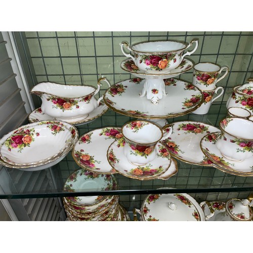 348 - TWO SHELVES OF ROYAL ALBERT OLD COUNTRY ROSES BONE CHINA TABLE WARES, SOME AS FOUND