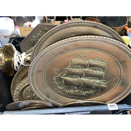 405 - CRATE OF VARIOUS EMBOSSED CIRCULAR AND OVAL BRASS TRAYS AND CHARGERS