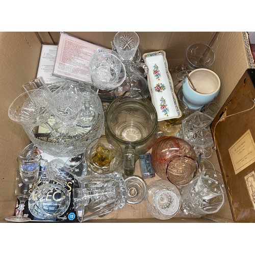 395 - SELECTION OF CUT AND PRESSED GLASSWARE, BOWLS AND LEMONADE JUG, SOME CLASSICAL CDS