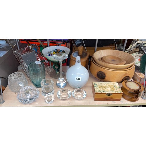 437 - OREFFORS PORTMEIRION AND MURANO CANDLE HOLDERS AND GLASSWARE, AND SELECTION OF TREEN BOWLS AND A COA... 