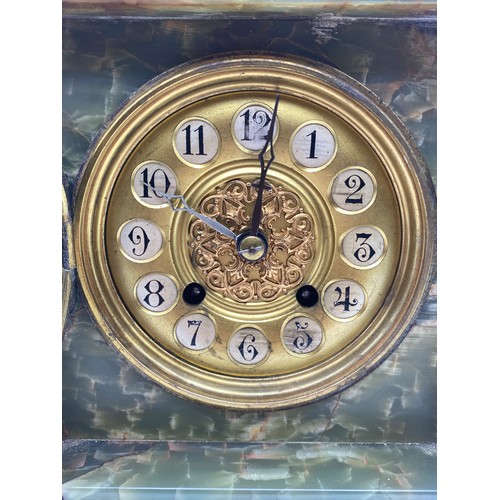 494 - VICTORIAN ONYX ARCHITECTURAL MANTLE CLOCK WITH PENDULUM AND KEY