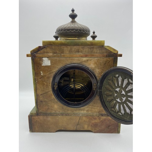 494 - VICTORIAN ONYX ARCHITECTURAL MANTLE CLOCK WITH PENDULUM AND KEY