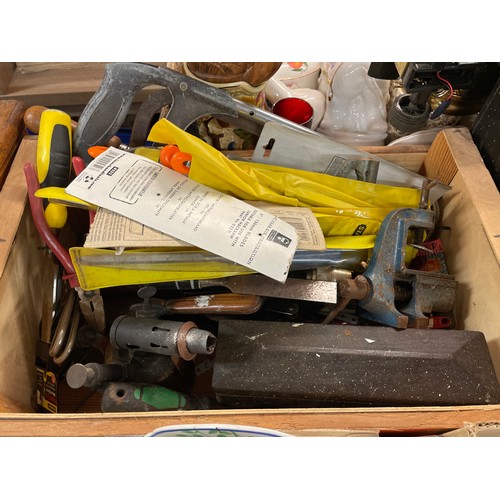 452 - CARTON CONTAINING STANLEY CHISELS, PRIMUS BURNER, WORKTOP CLAMP, SAWS, AND OTHER TOOLS