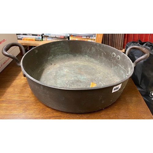 486 - HEAVY COPPER TWIN HANDLED PAN