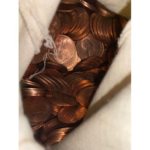 717 - CLOTH BAG OF 1967 UNCIRCULATED PRE DECIMAL ONE PENNIES