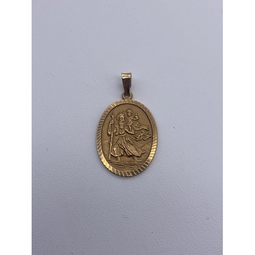 579 - 9CT GOLD OVAL ST CHRISTOPHER LOCKET 5.3G APPROX