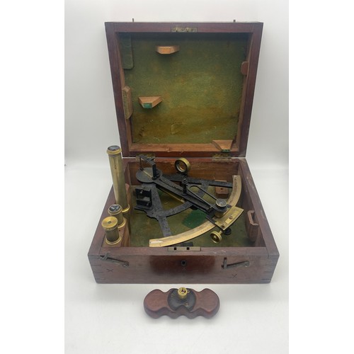 692 - 19TH CENTURY CASED NAVAL MARINE QUINTANT/SEXTANT BY L. CASELLA MAKER TO THE ADMIRALTY AND ORDANANCE ... 