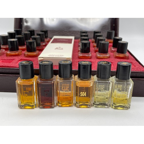 650 - PARFUME ECHOES SAMPLE BOX WITH SAMPLES