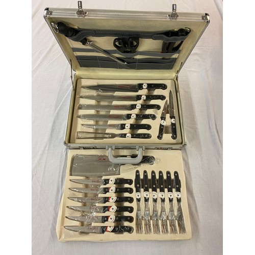 668 - PRIMA HEFS 24 PIECE PROFESSIONAL CHEF KNIFE SET