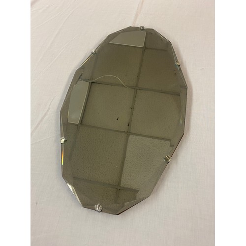 625 - BEVELLED OVAL FRAMELESS MIRROR