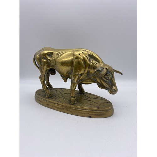 329 - HEAVY BRASS BULL FIGURE GROUP