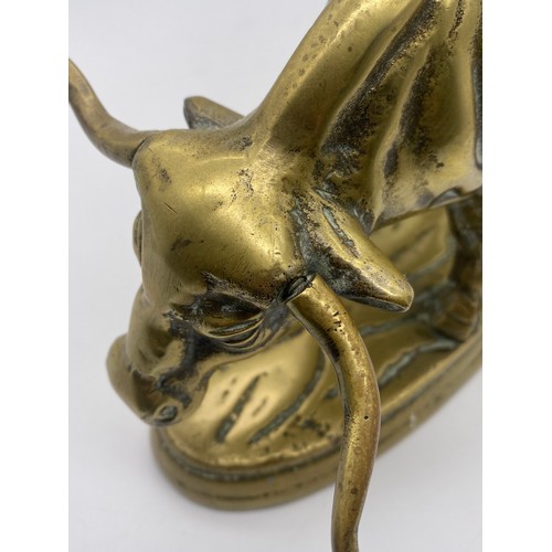 329 - HEAVY BRASS BULL FIGURE GROUP