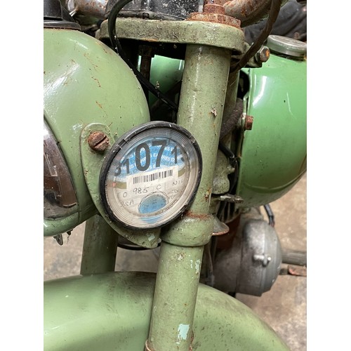 77 - VINTAGE BSA BANTAM D1 125cc MOTORCYCLE 1950 REGISTRATION LFO 985, INCLUDING V5C.
*SOLD AS SEEN*