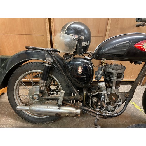 78 - VINTAGE BSA C15 STAR 250cc MOTORCYCLE REGISTRATION YOE 280 WITH PARTS INCLUDING HELMET, COVERS, SPAR... 