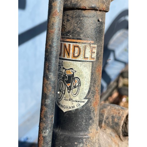 81 - VINTAGE GUNDLE BICYCLE