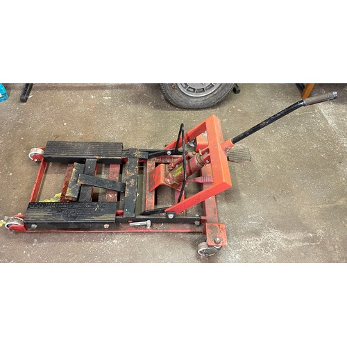 80 - MECHANICS HYDRAULIC MOTORCYCLE JACK