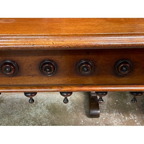 112 - VICTORIAN MAHOGANY SIDE TABLE WITH ARCHED GALLERY BACK AND TURNED FINIAL FRIEZE