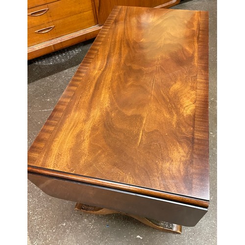 100 - MAHOGANY CROSS BANDED DROP FLAP SOFA STYLE COFFEE TABLE