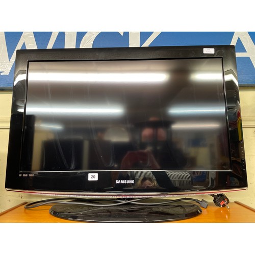 52 - SAMSUNG TV 32 INCH (W/ REMOTE)