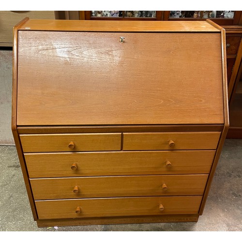 211 - 1970S NATHAN TEAK BUREAU