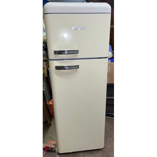 224 - SWAN CREAM RETRO STYLE FRIDGE FREEZER