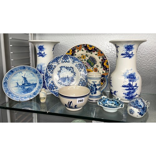 280 - SELECTION OF DELFT WARES INC PLATES AND BOWLS