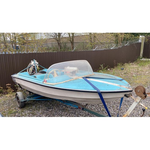 86 - 1970s WATER SKI SPEEDBOAT 'WINDSOR' BRY OWEN BURNS LTD, BLUE AND WHITE WITH CHRYSLER OUTBOARD ENGINE... 