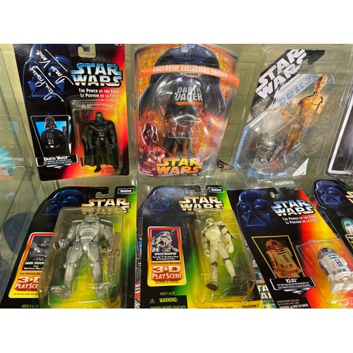 316 - EIGHT STARWARS FIGURES IN BLISTER PACKS, R2D2, REVENGE OF THE SITH DARTH VADER STORM TROOPER