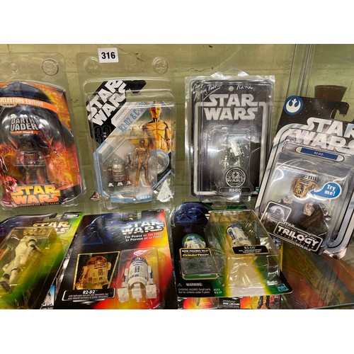 316 - EIGHT STARWARS FIGURES IN BLISTER PACKS, R2D2, REVENGE OF THE SITH DARTH VADER STORM TROOPER