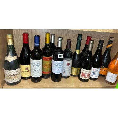 169 - SELECTION OF VARIOUS WINES INCLUDING 2001 TERRE DES PAPES, CHATEAU HAUT-PLAISANCE 2006