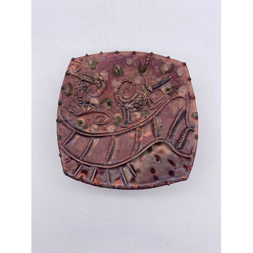 508 - ABSTRACT POTTERY RAISED DISH