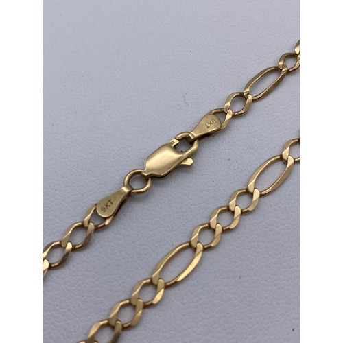 605 - 9 KT FIGARO LINK BRACELET WITH LOBSTER FASTENER 2.9G APPROX