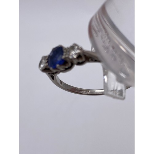 628 - PLATINUM DIAMOND AND SAPPHIRE THREE STONE RING 2.1G APPROX SIZE N