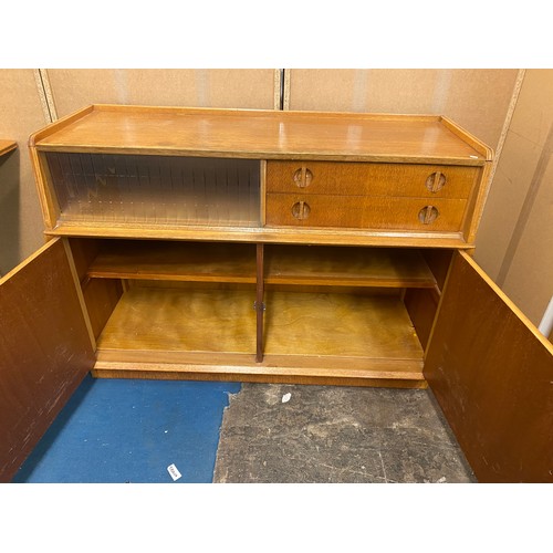 11 - LATE 1950S/60S LIGHT OAK DROP FLAP DINING TABLE WITH SIDE BOARD ENSUITE