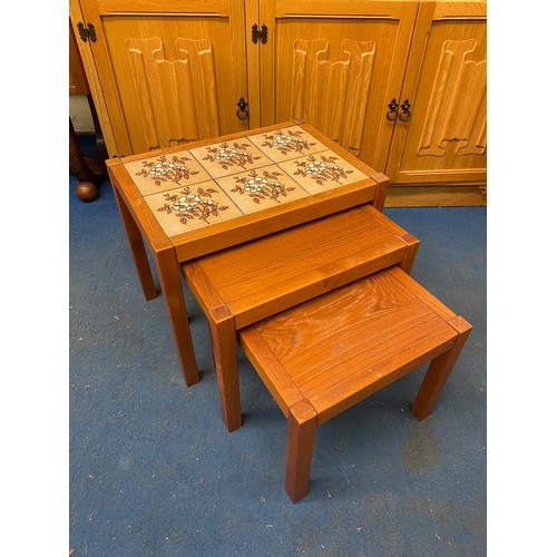 4 - TEAK TILED TOP NEST OF THREE TABLES